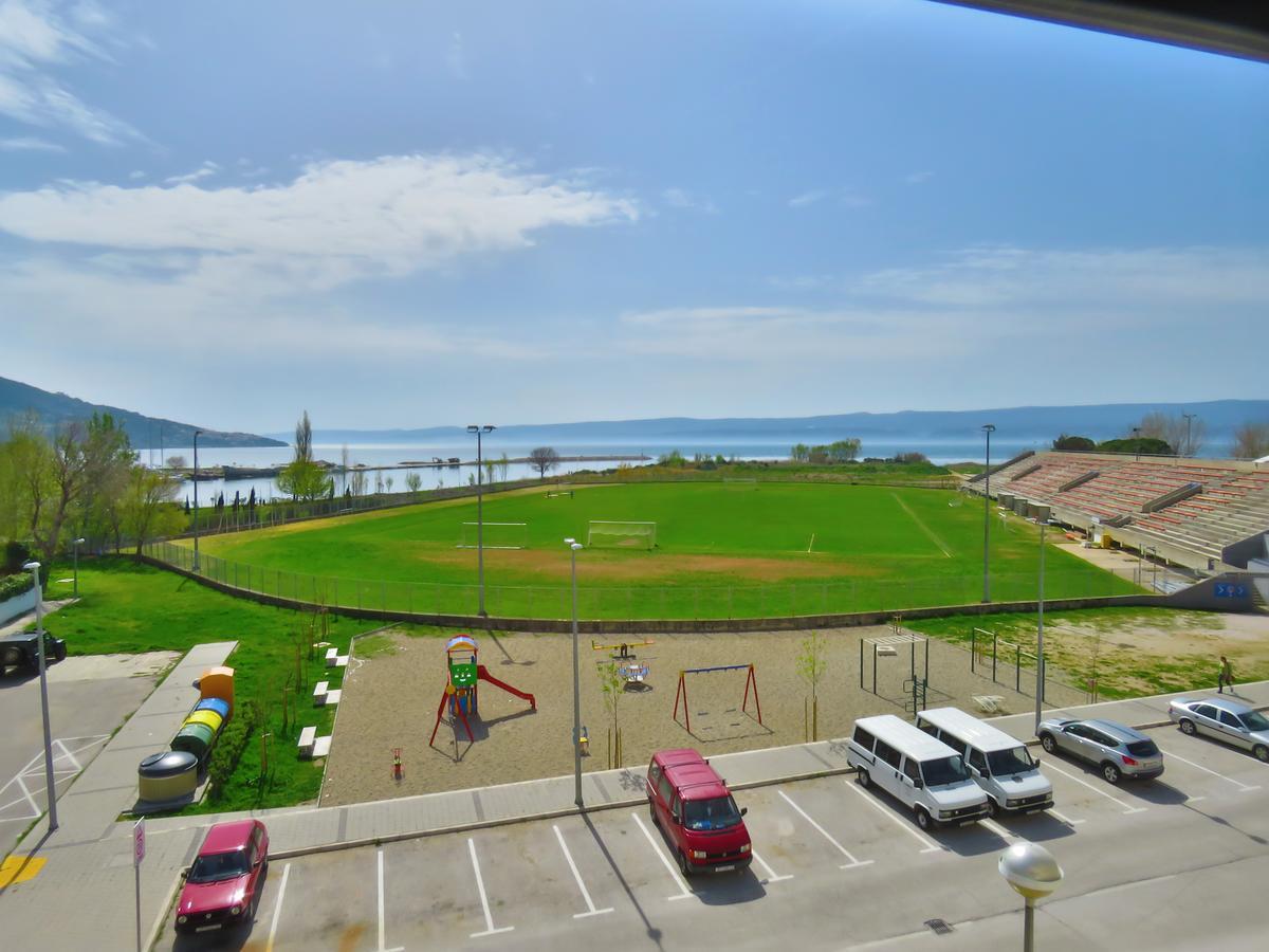 Apartment Ribnjak 10 Omiš Eksteriør bilde