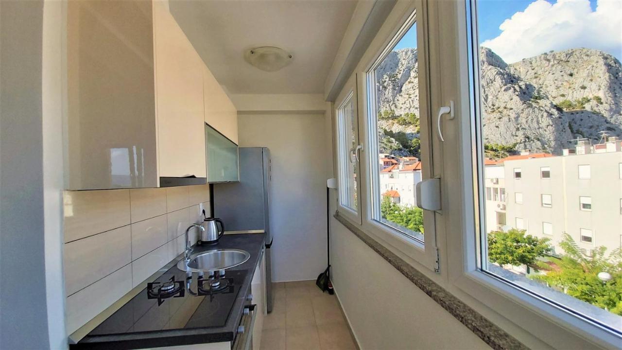 Apartment Ribnjak 10 Omiš Eksteriør bilde
