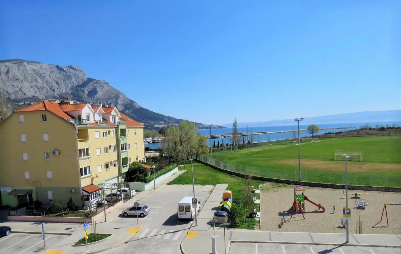 Apartment Ribnjak 10 Omiš Eksteriør bilde